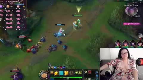 AChubbyGummy online show from 4, 10, 2025