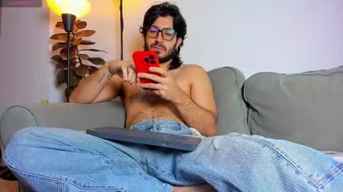 R. online show from 19, 11, 2025