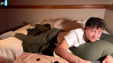 Acton Finlay online show from 4, 12, 2025