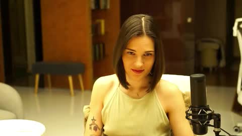 Ada   online show from 18, 12, 2025