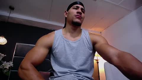 adam_fit19cm online show from 13, 9, 2025