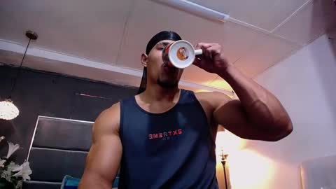 adam_fit19cm online show from 14, 1, 2026