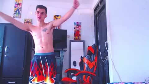 adam hot11 online show from 10, 4, 2026