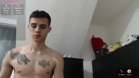 adam hot11 online show from 17, 7, 2026