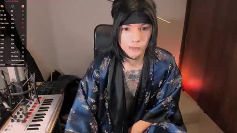  Adam online show from 12, 10, 2025