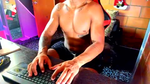 Adam Valencia online show from 21, 12, 2024