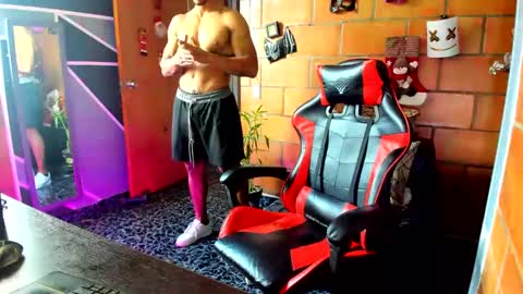 Adam Valencia online show from 24, 12, 2024