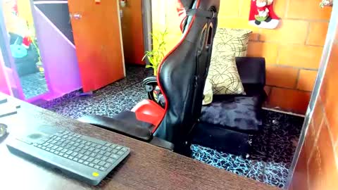 Adam Valencia online show from 27, 12, 2024