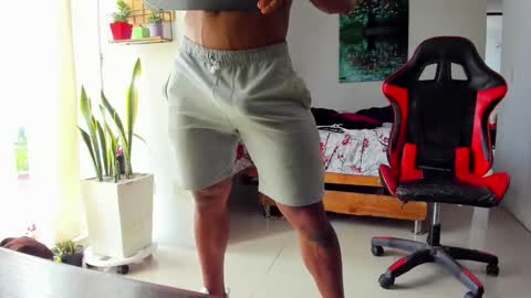 Adam Valencia online show from 30, 10, 2025