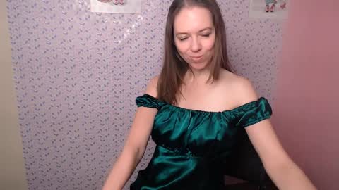Snapshot of adamais_ chatting on 8, 12, 2024 adamais_ online show from 8, 12, 2024