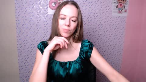 Snapshot of adamais_ chatting on 31, 12, 2024 adamais_ online show from 31, 12, 2024