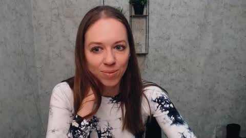 Snapshot of adamais_ chatting on 12, 2, 2025 adamais_ online show from 12, 2, 2025