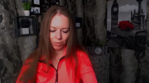 Snapshot of adamais_ chatting on 5, 10, 2025 adamais_ online show from 5, 10, 2025