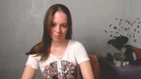 Snapshot of adamais_ chatting on 8, 5, 2026 adamais_ online show from 8, 5, 2026