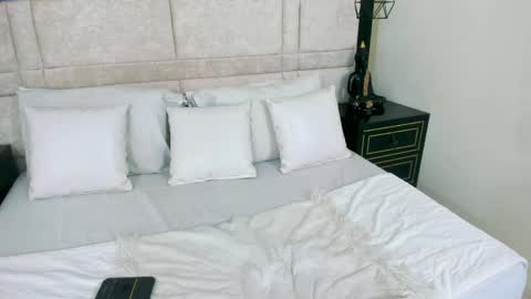 adam and Sara online show from 10, 4, 2026