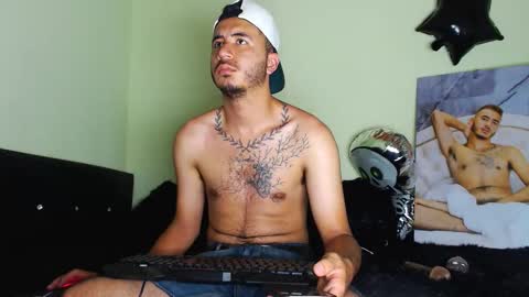 adamparker_ online show from 4, 11, 2025