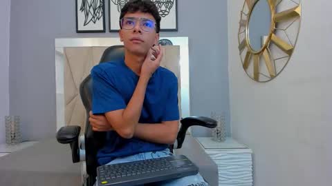 Adams Bobby online show from 12, 1, 2026