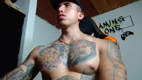 Snapshot of adan_hudson chatting on 11, 2, 2025 Anderson online show from 11, 2, 2025