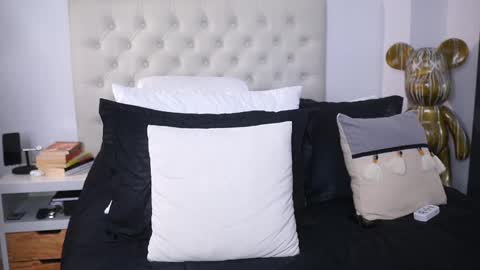 Adan Johns online show from 12, 2, 2025