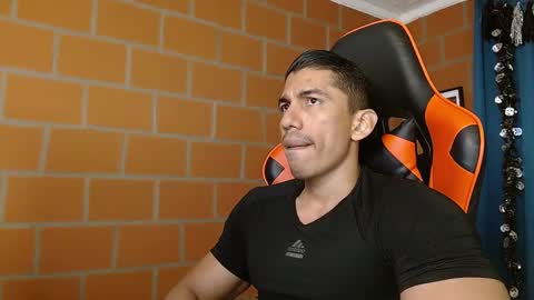 Adan Sin online show from 20, 1, 2025