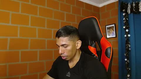 Adan Sin online show from 27, 1, 2025