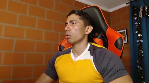 Adan Sin online show from 13, 2, 2025