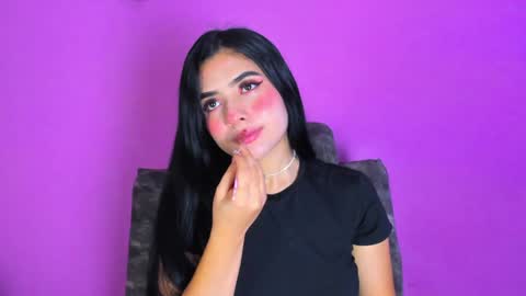  Adara Johnson  online show from 29, 12, 2024