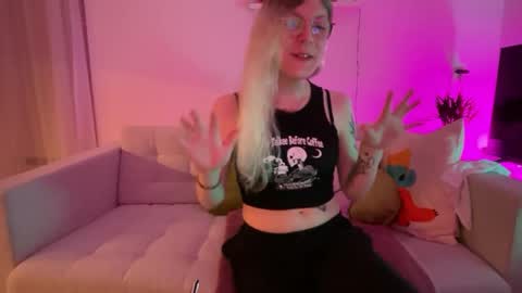 LilAda online show from 16, 5, 2026