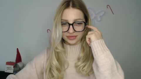 Kristina online show from 6, 1, 2025