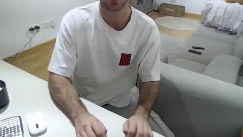 Snapshot of addmeonsnapchat69 chatting on 13, 10, 2025 FabioVidal online show from 13, 10, 2025