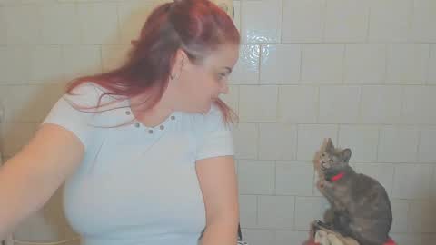 Snapshot of adelamilfsexy chatting on 26, 12, 2024 izabellamilf online show from 26, 12, 2024