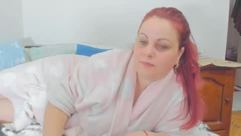 Snapshot of adelamilfsexy chatting on 23, 2, 2025 izabellamilf online show from 23, 2, 2025