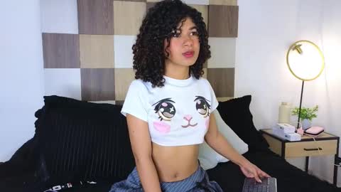 Snapshot of adele_carter_ chatting on 23, 2, 2025 Andrea online show from 23, 2, 2025