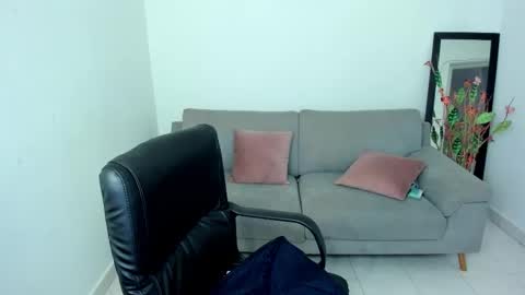 Carolina online show from 26, 11, 2025