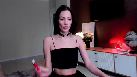 Adele Shine online show from 6, 10, 2025