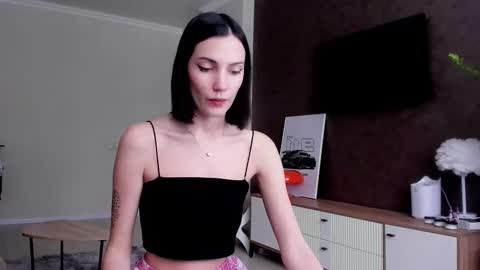 Adele Shine online show from 10, 11, 2025