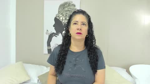 Adele Smithh online show from 31, 1, 2025