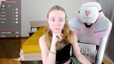 Adelina online show from 12, 9, 2025