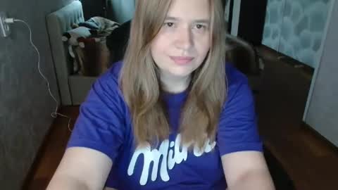 adelinalawson online show from 24, 5, 2026