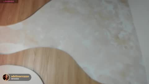 adeline online show from 27, 11, 2025