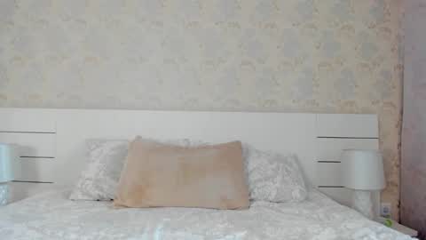 Snapshot of adellegirl chatting on 12, 5, 2026 adellegirl online show from 12, 5, 2026