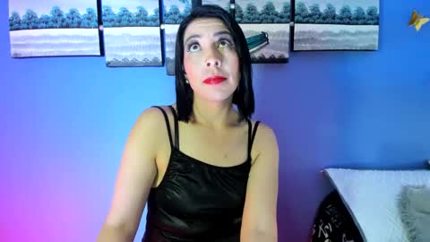 Adelle online show from 10, 2, 2025