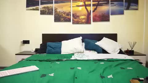 Adellineee online show from 20, 9, 2025