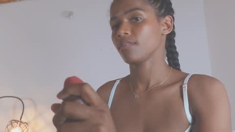 Snapshot of adelyn_x chatting on 12, 1, 2025 instragram adelyn 111 online show from 12, 1, 2025