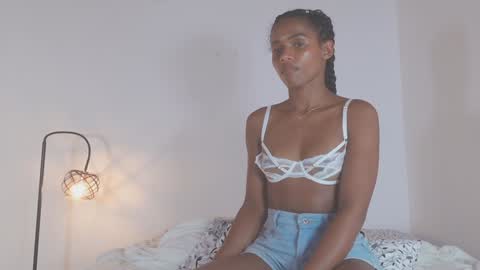 Snapshot of adelyn_x chatting on 12, 1, 2025 instragram adelyn 111 online show from 12, 1, 2025