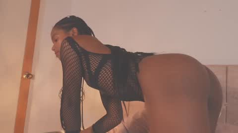 Snapshot of adelyn_x chatting on 1, 2, 2025 instragram adelyn 111 online show from 1, 2, 2025