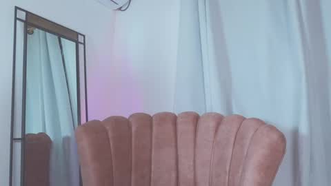 Snapshot of adelyn_x chatting on 6, 3, 2025 instragram adelyn 111 online show from 6, 3, 2025