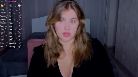 Snapshot of adelynnn chatting on 8, 9, 2025 Ada online show from 8, 9, 2025