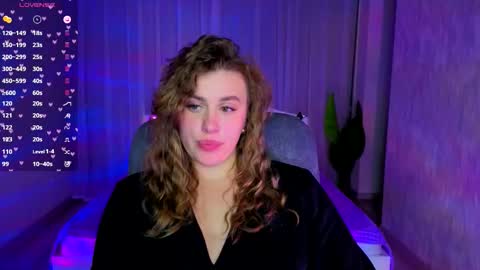 Snapshot of adelynnn chatting on 26, 9, 2025 Ada online show from 26, 9, 2025