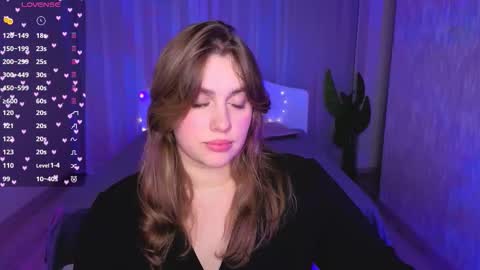 Snapshot of adelynnn chatting on 6, 10, 2025 Ada online show from 6, 10, 2025